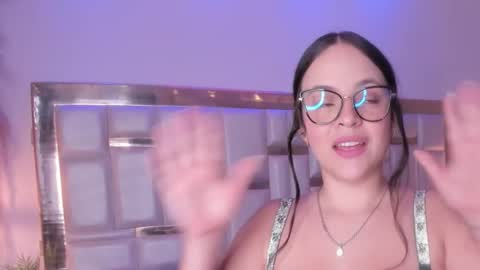 KateMoorex online show from February 4, 2026, 12:00 pm