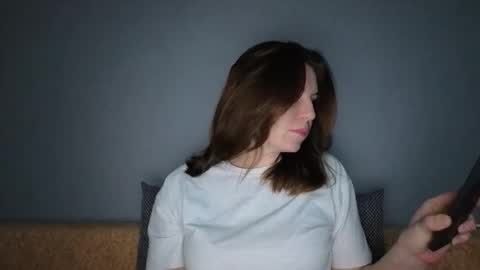 KateMorana online show from November 25, 2025, 12:49 pm