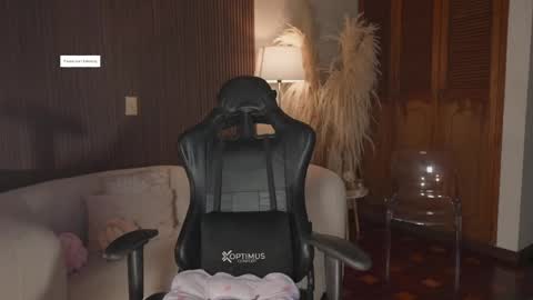  Kate Owens  online show from April 6, 2026, 10:49 am