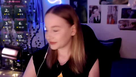 Snapshot of katerinaxvold chatting on December 5, 2024, 4:34 pm Lisa online show from December 5, 2024, 4:34 pm