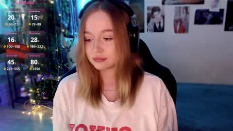 Snapshot of katerinaxvold chatting on December 24, 2024, 10:49 pm Lisa online show from December 24, 2024, 10:49 pm