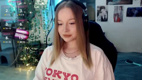 Snapshot of katerinaxvold chatting on February 3, 2025, 6:49 pm Lisa online show from February 3, 2025, 6:49 pm