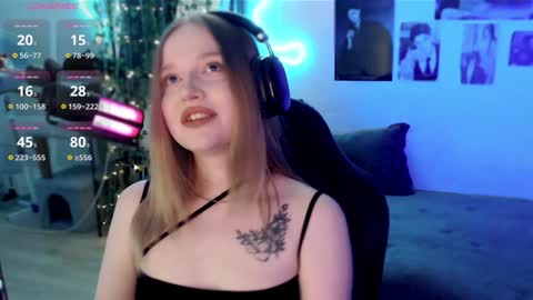 Snapshot of katerinaxvold chatting on February 5, 2025, 8:46 pm Lisa online show from February 5, 2025, 8:46 pm