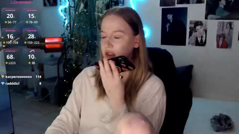 Snapshot of katerinaxvold chatting on March 5, 2025, 12:33 pm Lisa online show from March 5, 2025, 12:33 pm