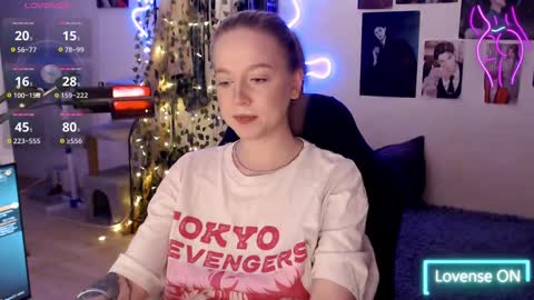 Snapshot of katerinaxvold chatting on March 6, 2025, 1:35 pm Lisa online show from March 6, 2025, 1:35 pm