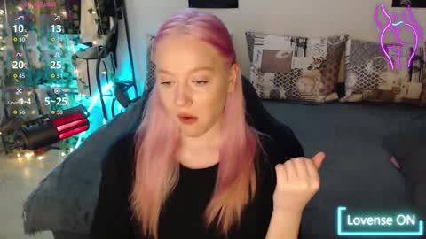 Snapshot of katerinaxvold chatting on November 2, 2025, 1:30 am Lisa online show from November 2, 2025, 1:30 am