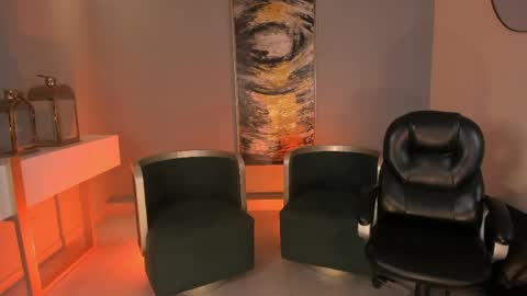 K A T E  online show from April 11, 2026, 8:07 am