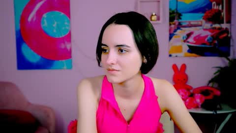 katewillows online show from February 2, 2026, 4:44 am