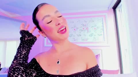 Snapshot of kath_evanss chatting on January 8, 2025, 3:07 pm Kaath online show from January 8, 2025, 3:07 pm