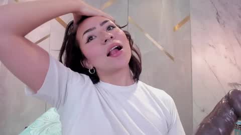 valentine online show from December 5, 2024, 6:54 am