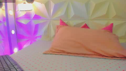 Snapshot of kathalinaxvip chatting on October 28, 2025, 2:04 am katha online show from October 28, 2025, 2:04 am