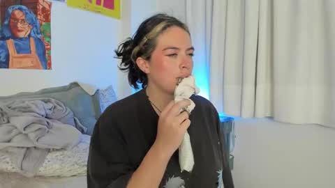 Snapshot of katheerine chatting on March 16, 2026, 5:44 am Katherine online show from March 16, 2026, 5:44 am