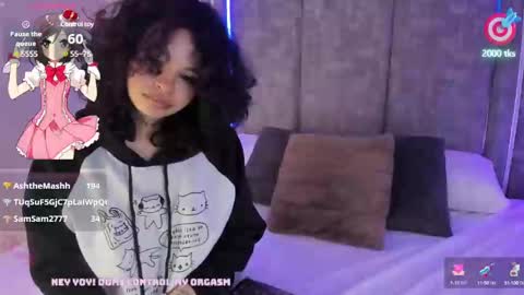 KatheGomez  online show from February 10, 2025, 2:59 pm