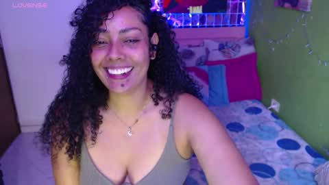 katherin online show from November 30, 2025, 4:44 pm