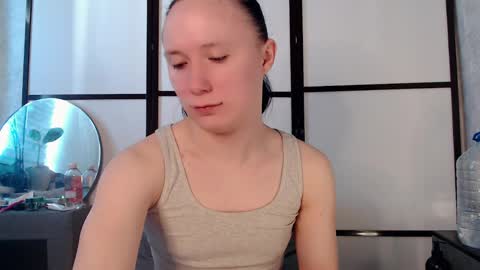 katherine_johnson online show from April 15, 2026, 5:14 am