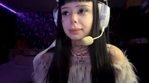 Luna online show from February 17, 2026, 3:08 pm