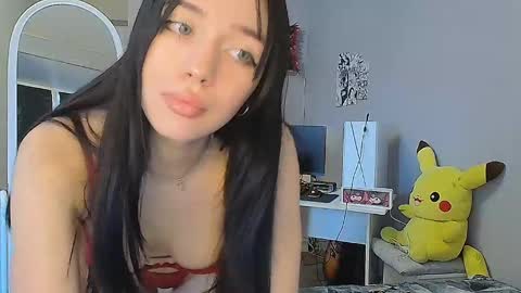 KathrineBerry online show from February 26, 2025, 6:47 am