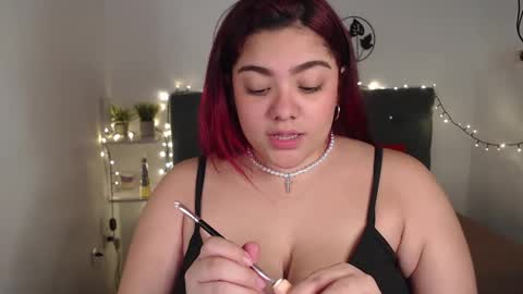 kathygonzalez_ online show from January 22, 2025, 12:06 pm