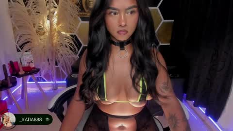 katia_high online show from June 5, 2026, 6:42 am