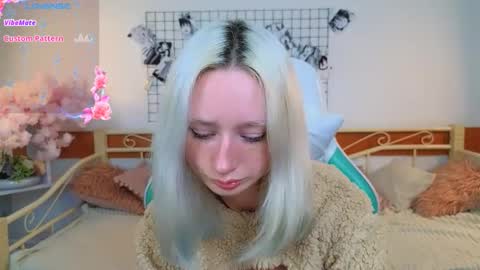 Katia  online show from March 26, 2026, 7:03 am