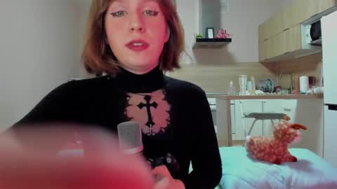 KatieNPZD online show from May 18, 2026, 10:48 pm