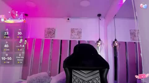 KATIA  online show from December 18, 2025, 12:55 pm