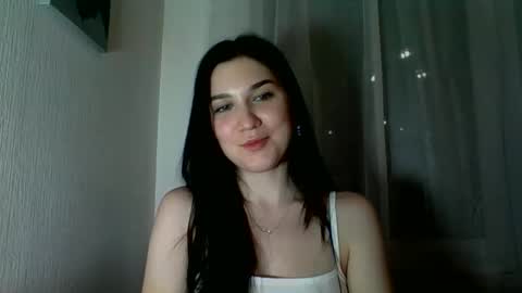 katie_foxi online show from April 6, 2026, 11:38 pm