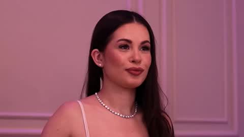 Katie online show from November 10, 2025, 7:02 pm