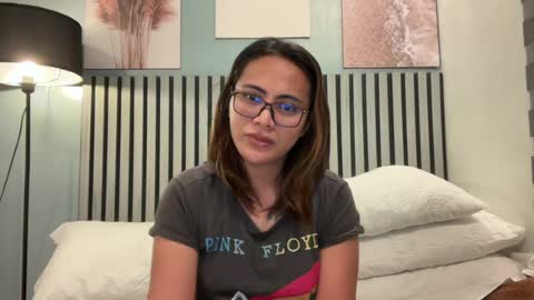 Snapshot of katiefrox_ chatting on July 14, 2026, 10:21 am katiefrox online show from July 14, 2026, 10:21 am