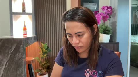 Snapshot of katiefrox_ chatting on July 17, 2026, 1:23 am katiefrox online show from July 17, 2026, 1:23 am