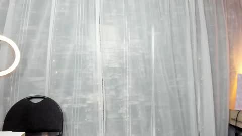 Katie online show from November 21, 2025, 8:07 pm