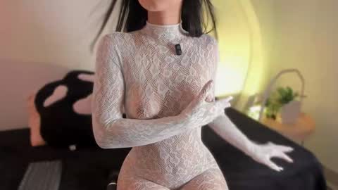Snapshot of katiepeach_ chatting on May 25, 2026, 12:00 pm Katy IGPeach kat666 online show from May 25, 2026, 12:00 pm