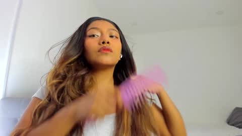 Snapshot of katnees_correa chatting on December 25, 2024, 8:29 am Follow me on instagram and twitter as correaktnees online show from December 25, 2024, 8:29 am