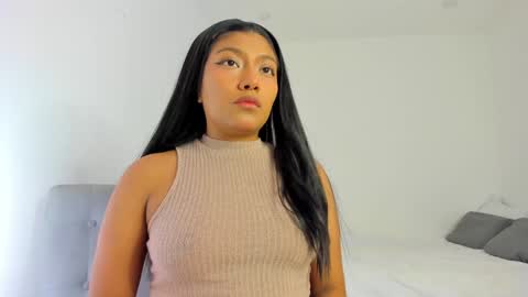 Snapshot of katnees_correa chatting on February 4, 2025, 7:40 am Follow me on instagram and twitter as correaktnees online show from February 4, 2025, 7:40 am