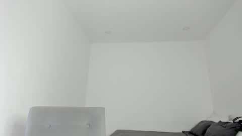 Snapshot of katnees_correa chatting on March 4, 2025, 7:08 am Follow me on instagram and twitter as correaktnees online show from March 4, 2025, 7:08 am