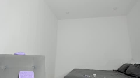 Snapshot of katnees_correa chatting on March 4, 2025, 10:13 am Follow me on instagram and twitter as correaktnees online show from March 4, 2025, 10:13 am