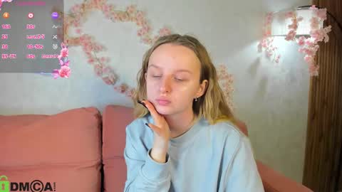 Snapshot of katrina_bail chatting on September 21, 2025, 12:12 am Katrina Bail online show from September 21, 2025, 12:12 am