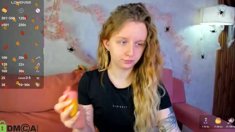 Snapshot of katrina_bail chatting on October 30, 2025, 1:18 am Katrina Bail online show from October 30, 2025, 1:18 am