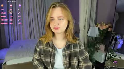 Snapshot of katrina_bail chatting on July 25, 2026, 12:42 am Katrina Bail online show from July 25, 2026, 12:42 am