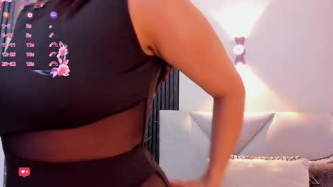 Keyla online show from November 13, 2025, 7:24 pm