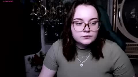 Katrin online show from September 26, 2025, 4:33 pm