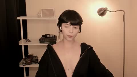 Snapshot of katsurotaro chatting on October 13, 2025, 8:53 pm katsuro online show from October 13, 2025, 8:53 pm