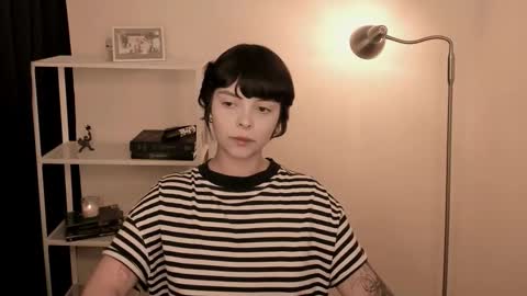 Snapshot of katsurotaro chatting on October 22, 2025, 9:47 pm katsuro online show from October 22, 2025, 9:47 pm