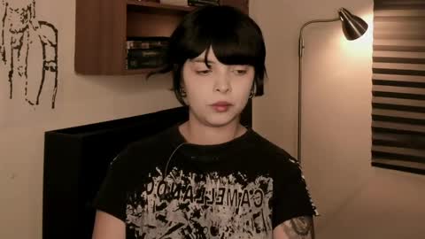 Snapshot of katsurotaro chatting on May 23, 2026, 8:57 pm katsuro online show from May 23, 2026, 8:57 pm