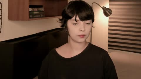 Snapshot of katsurotaro chatting on June 3, 2026, 8:14 pm katsuro online show from June 3, 2026, 8:14 pm