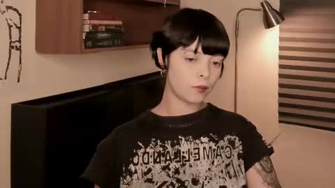 Snapshot of katsurotaro chatting on July 14, 2026, 4:45 pm katsuro online show from July 14, 2026, 4:45 pm