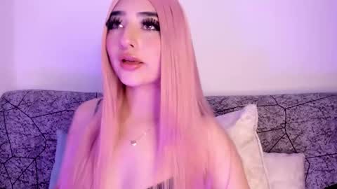 Kat  online show from April 10, 2026, 12:38 am