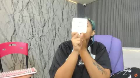 katteyes_ online show from April 2, 2026, 9:01 pm