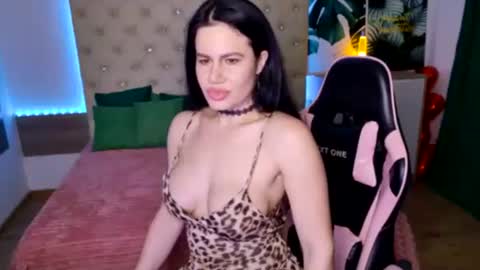 KattieSims online show from February 24, 2025, 1:13 am