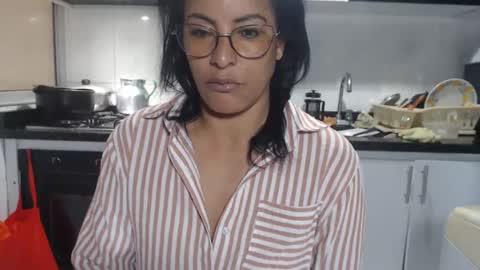 KattleyaGrey online show from October 3, 2025, 7:00 pm